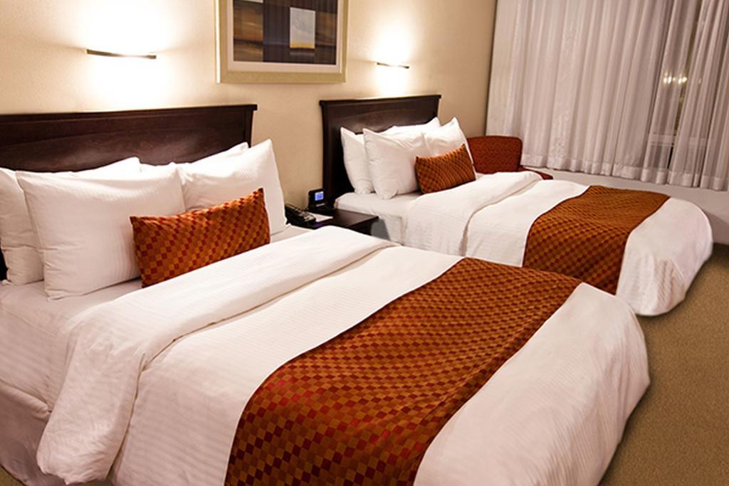 אדמונטון Fantasyland Hotel מראה חיצוני תמונה