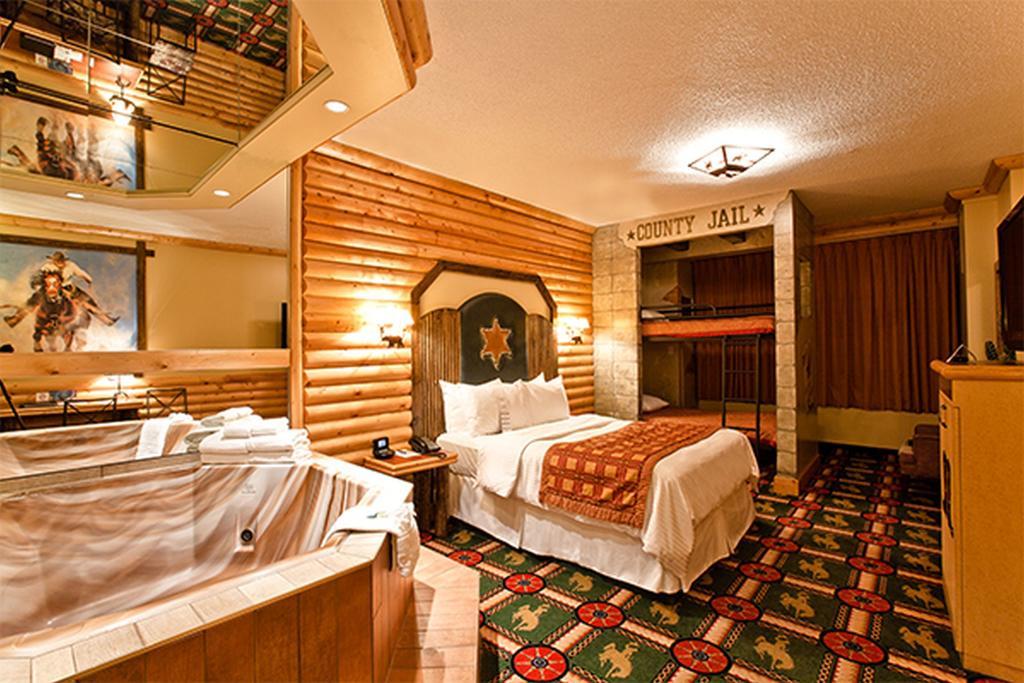 אדמונטון Fantasyland Hotel מראה חיצוני תמונה