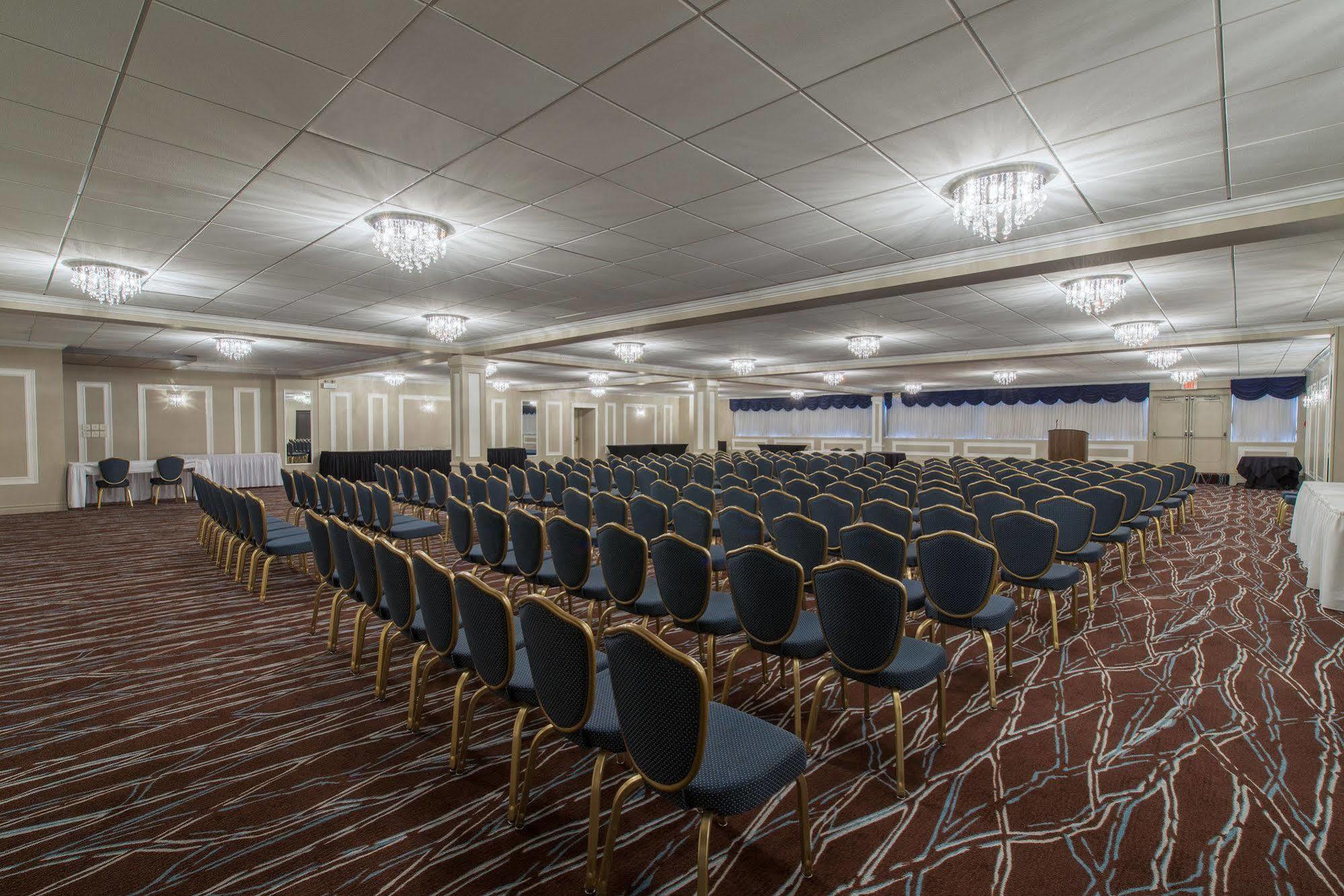אדמונטון Fantasyland Hotel מראה חיצוני תמונה